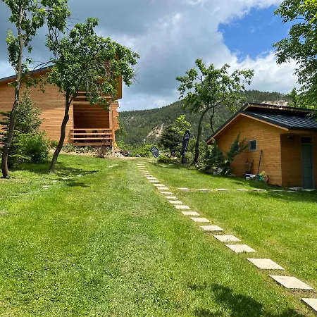Luxury tent Tinutul Luanei Glamping