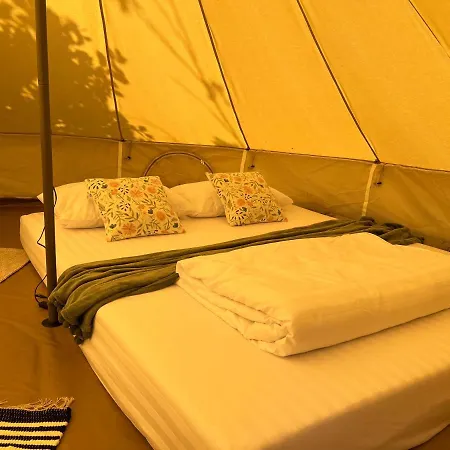 Tinutul Luanei Glamping Bozioru